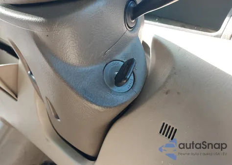 2003 Toyota Corolla Le z USA, uszkodzony, nr VIN 1NXBR32EX3Z033458